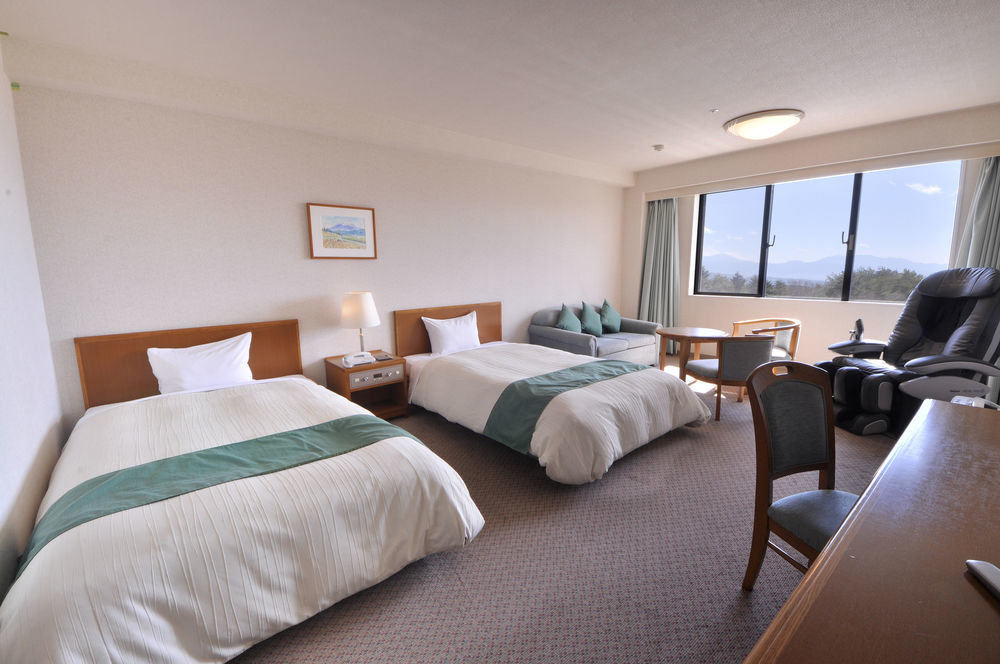 Royal Hotel Yatsugatake -From Apr2024 Grand Mercure Yatsugatake Resort & Spa Hokuto  Εξωτερικό φωτογραφία