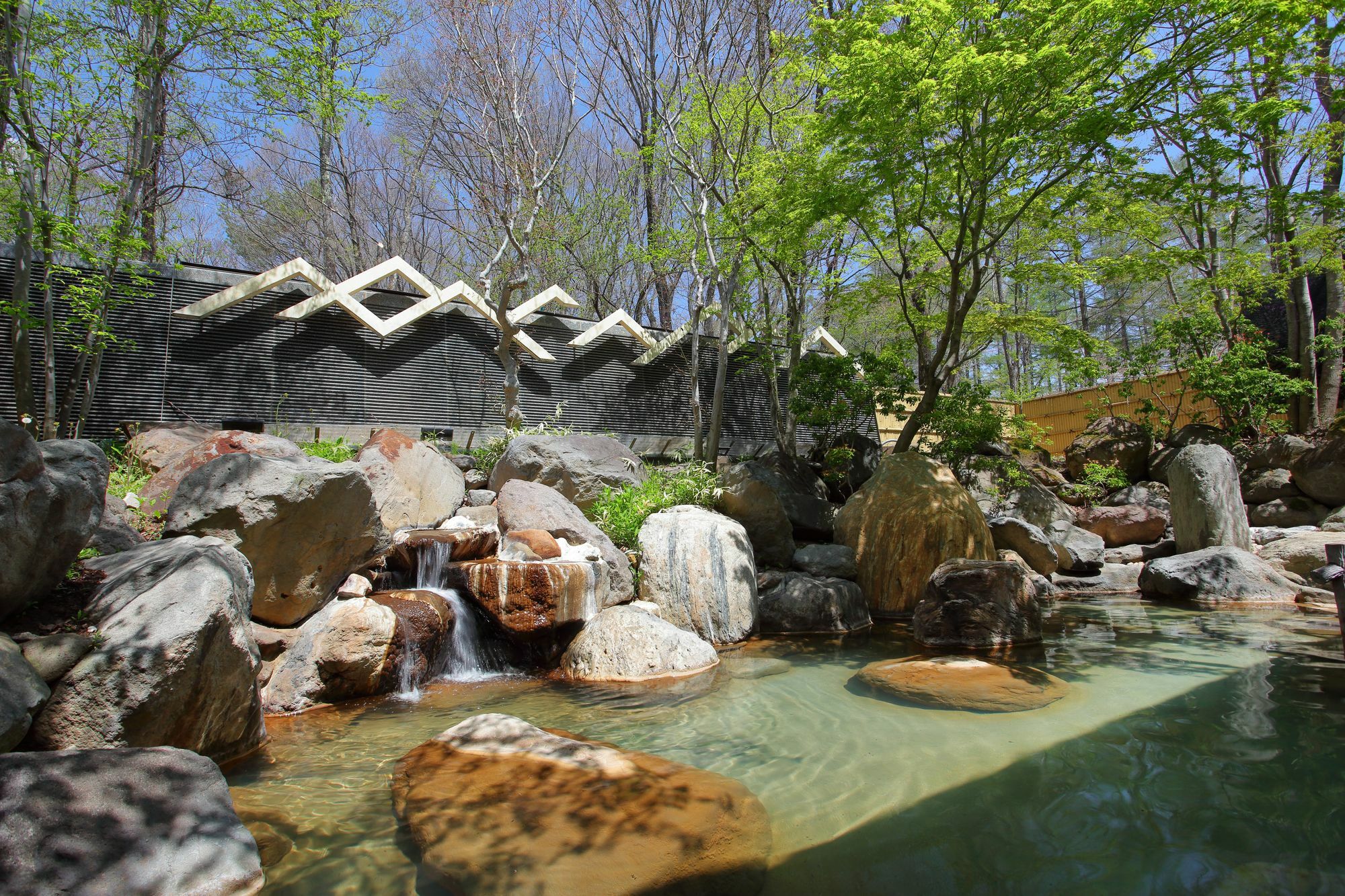Royal Hotel Yatsugatake -From Apr2024 Grand Mercure Yatsugatake Resort & Spa Hokuto  Εξωτερικό φωτογραφία
